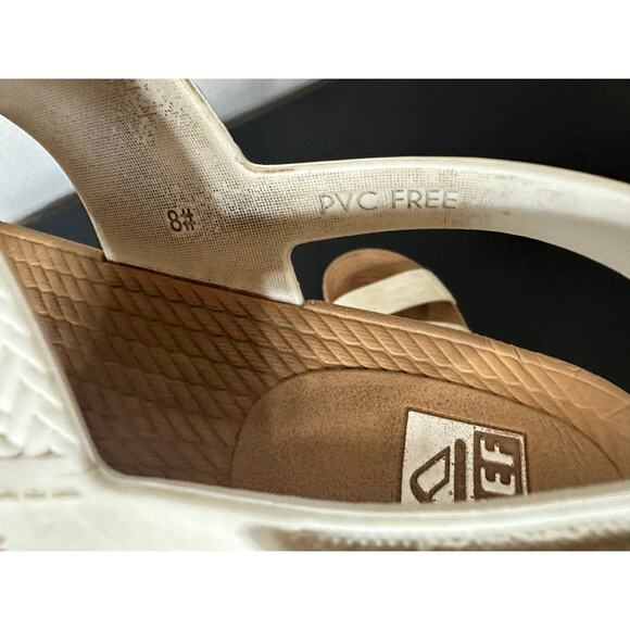 Reef Water Vista Sandals Off White Women 8 Beach Lake Adjustable Slingback Comfy - Picture 2 of 12